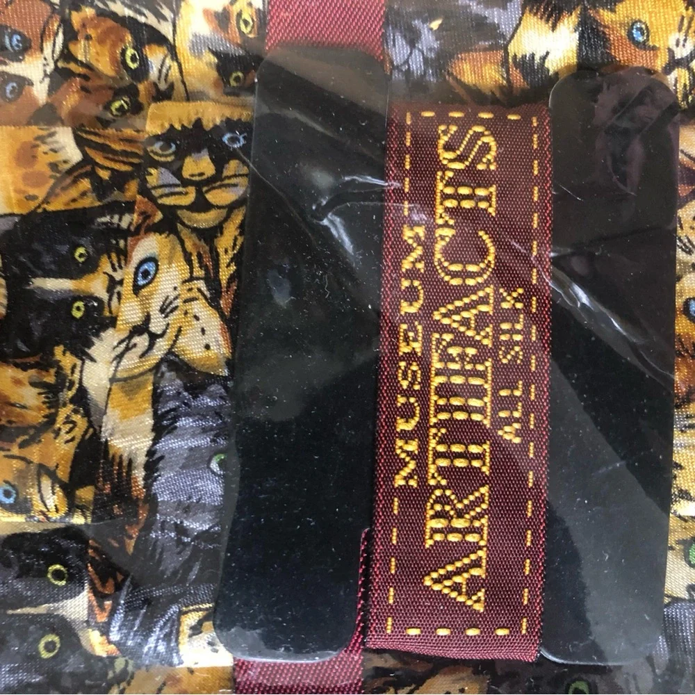 NWT Museum Artefacts Cat Print tie- Multicolored Cats